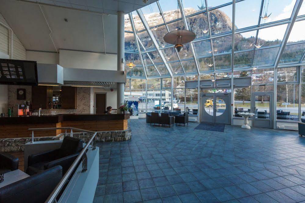 Visnes Hotel Stryn Exterior photo