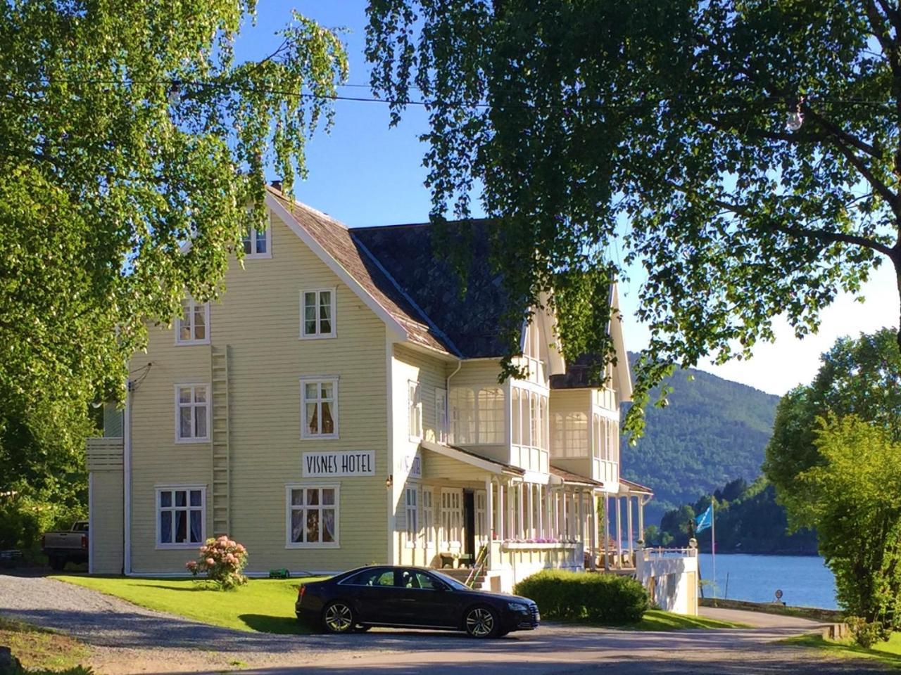 Visnes Hotel Stryn Exterior photo